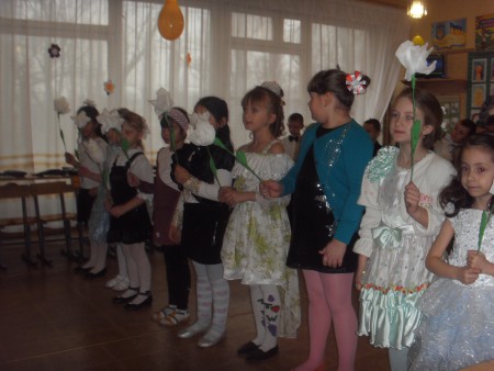 пісня "Мамин день"