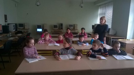 Урок музичного мистецтва в компьютерному класіь